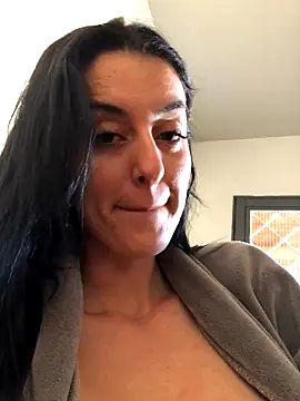 Snapshot of Catmila94 chatting on 09-18-25, 10:29 Catmila94 online show from 09-18-25, 10:29