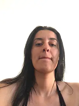 Snapshot of Catmila94 chatting on 10-05-25, 04:42 Catmila94 online show from 10-05-25, 04:42