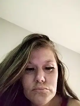 ALISSA BREANN online show from 04-18-26, 04:20