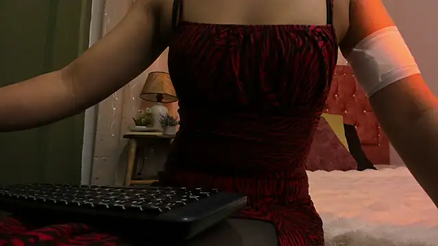 Zara dulce online show from 10-18-25, 11:56