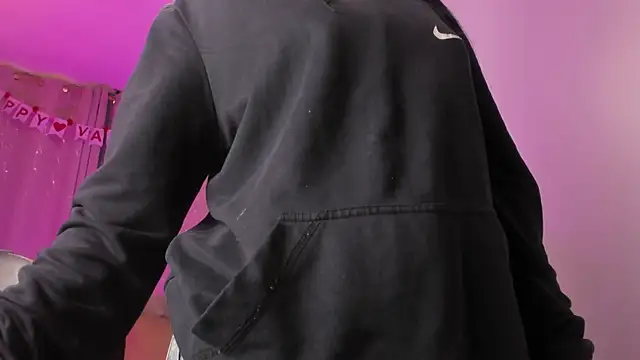 Zara dulce online show from 02-13-26, 12:05