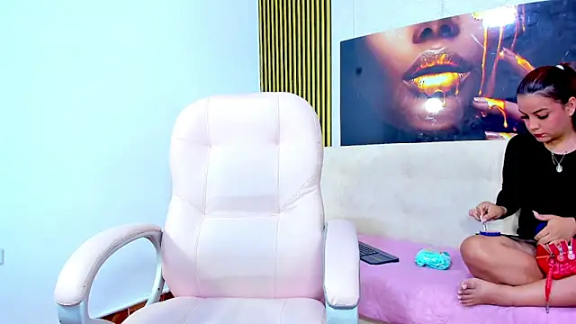 Snapshot of that_temptation chatting on 10-27-25, 05:58 that temptation online show from 10-27-25, 05:58