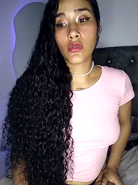 Snapshot of jaderossxx chatting on 02-19-26, 12:40 jaderossxx online show from 02-19-26, 12:40