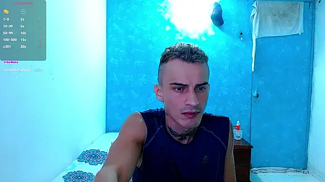 Snapshot of bray_hotboy777 chatting on 02-20-25, 11:32 bray hotboy777 online show from 02-20-25, 11:32