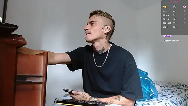 bray hotboy777 online show from 10-25-25, 03:56