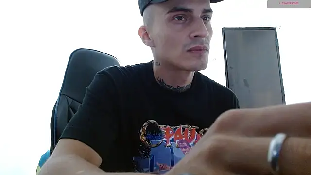 bray hotboy777 online show from 01-13-26, 11:30