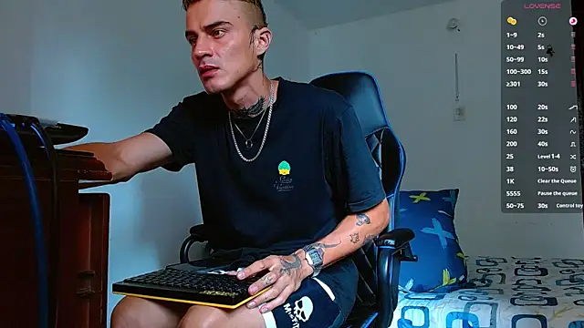 bray hotboy777 online show from 11-12-25, 03:05