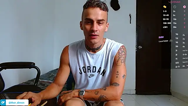 bray hotboy777 online show from 04-19-26, 03:02