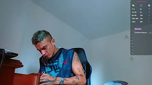 bray hotboy777 online show from 11-08-25, 03:15