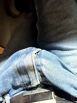 Snapshot of franko1987 chatting on 02-18-26, 06:11 franko1987 online show from 02-18-26, 06:11