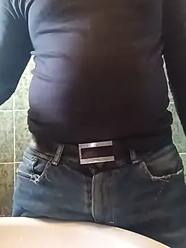 Snapshot of franko1987 chatting on 03-08-25, 09:17 franko1987 online show from 03-08-25, 09:17