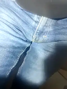 Snapshot of franko1987 chatting on 03-08-25, 03:50 franko1987 online show from 03-08-25, 03:50