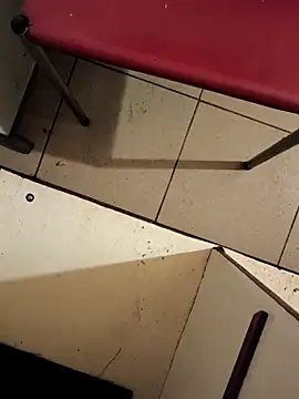 Snapshot of franko1987 chatting on 12-21-25, 04:36 franko1987 online show from 12-21-25, 04:36