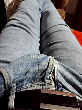 Snapshot of franko1987 chatting on 09-25-25, 11:11 franko1987 online show from 09-25-25, 11:11