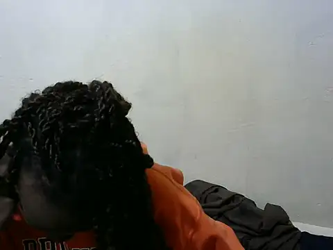 Snapshot of Thicky_kyla chatting on 06-05-26, 11:43 Thicky kyla online show from 06-05-26, 11:43