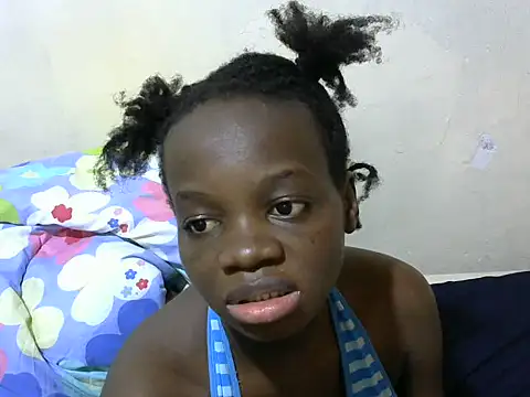 Snapshot of Thicky_kyla chatting on 07-11-26, 10:26 Thicky kyla online show from 07-11-26, 10:26