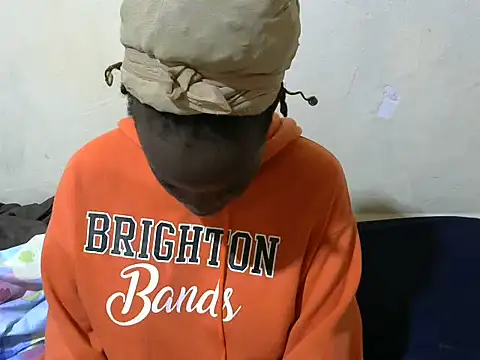 Snapshot of Thicky_kyla chatting on 06-05-26, 11:38 Thicky kyla online show from 06-05-26, 11:38