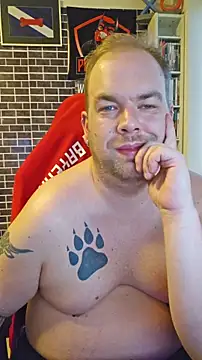 PupW0lfy online show from 11-03-25, 03:04