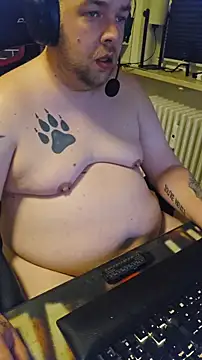 PupW0lfy online show from 01-18-26, 06:22