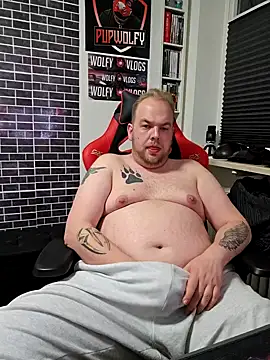 Snapshot of PupW0lfy chatting on 01-11-25, 08:10 PupW0lfy online show from 01-11-25, 08:10