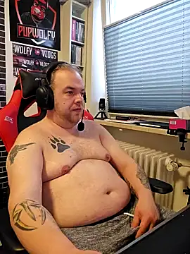 Snapshot of PupW0lfy chatting on 01-28-25, 03:14 PupW0lfy online show from 01-28-25, 03:14