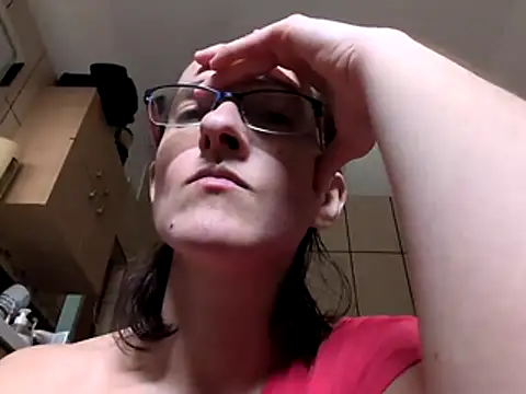 Milky hairy mommy online show from 12-15-25, 10:54