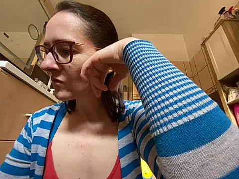 Milky hairy mommy online show from 03-05-26, 07:05