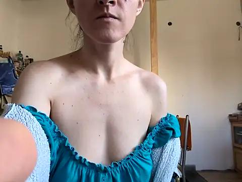 Milky hairy mommy online show from 03-20-25, 06:52