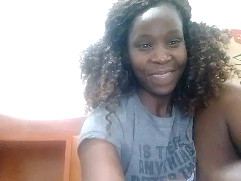 Snapshot of Claris2 chatting on 10-10-25, 07:58 Claris2 online show from 10-10-25, 07:58