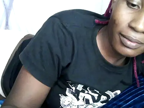 juiccypussy online show from 03-25-26, 05:45