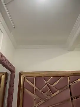 Britanymooree online show from 04-17-26, 07:28