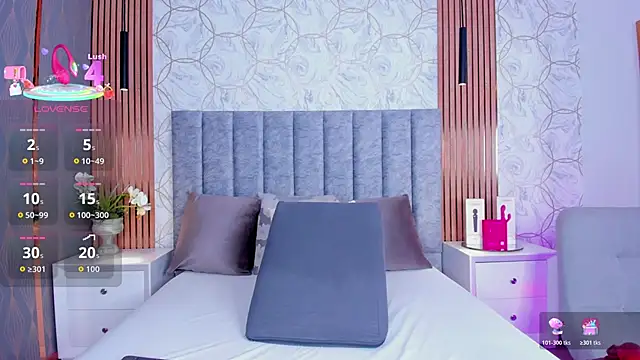 Britanymooree online show from 02-09-26, 07:45