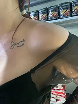 Magica lorena online show from 10-28-25, 01:10