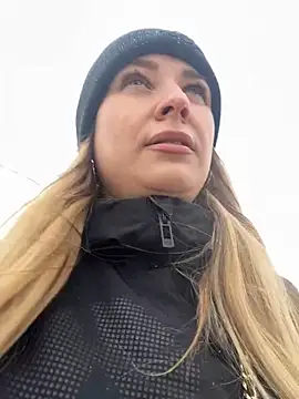 OlgaBuzzz online show from 01-17-25, 09:17