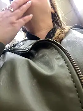 OlgaBuzzz online show from 03-17-25, 05:45