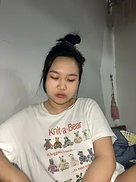 Snapshot of Odette68 chatting on 07-01-26, 01:28 Odette68 online show from 07-01-26, 01:28