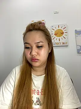 Odette68 online show from 02-15-26, 04:46