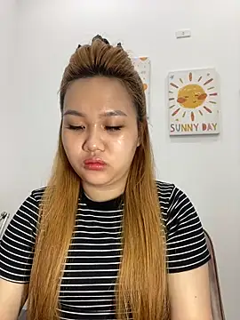 Odette68 online show from 03-06-26, 01:11