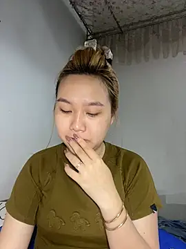 Odette68 online show from 05-18-26, 12:11