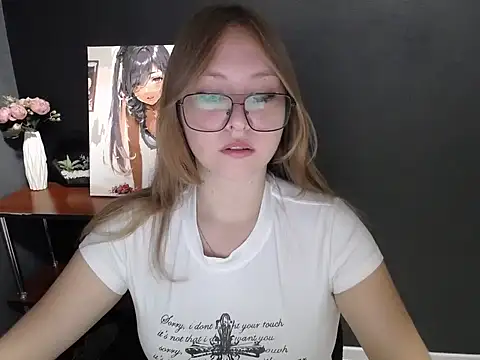Snapshot of lady_minx chatting on 09-14-25, 06:25 lady minx online show from 09-14-25, 06:25