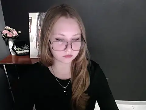Snapshot of lady_minx chatting on 10-07-25, 06:36 lady minx online show from 10-07-25, 06:36