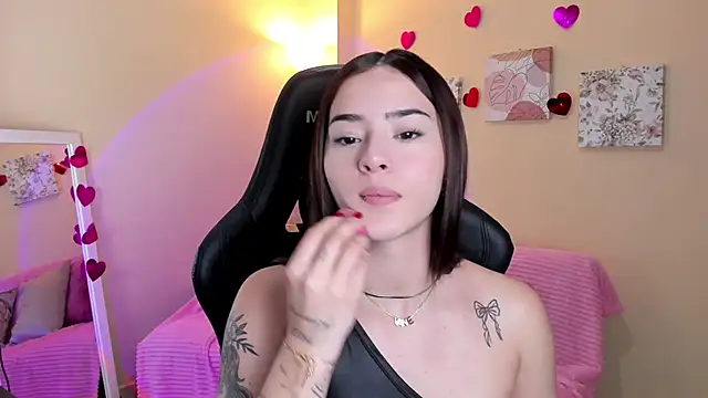 Veronica isaza   online show from 03-20-25, 01:26