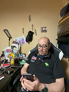 tsugu1105 online show from 07-05-26, 05:58