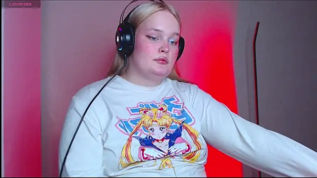 rozzhaos8 online show from 10-28-25, 08:08