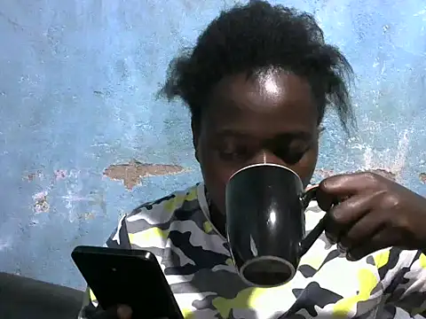 Snapshot of sweet_gal01 chatting on 10-16-25, 07:55 sweet gal01 online show from 10-16-25, 07:55