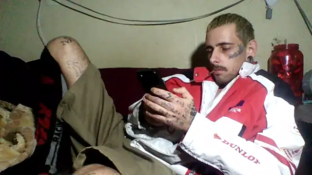Snapshot of sellvageria chatting on 06-16-26, 11:16 sellvageria online show from 06-16-26, 11:16