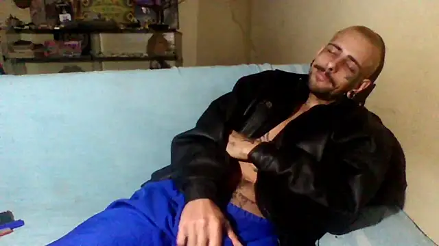 sellvageria online show from 11-18-25, 11:15