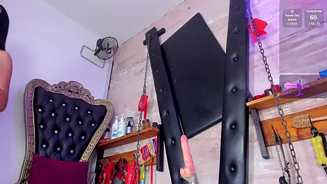 Madame pain  online show from 05-07-26, 12:41