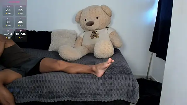 Snapshot of LittleParker chatting on 06-26-26, 02:23 LittleParker online show from 06-26-26, 02:23