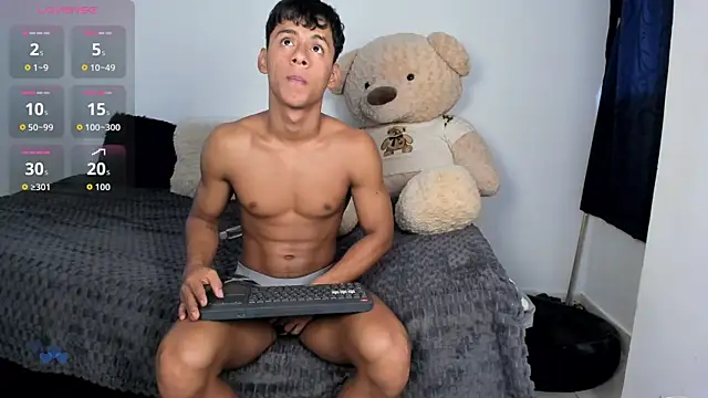 LittleParker online show from 05-10-26, 01:25